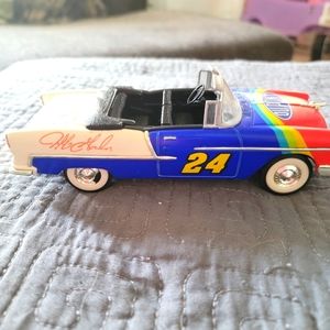 Jeff Gordon 1955 Chevy Convertible Dupont Refinish Racing, diecast collectible